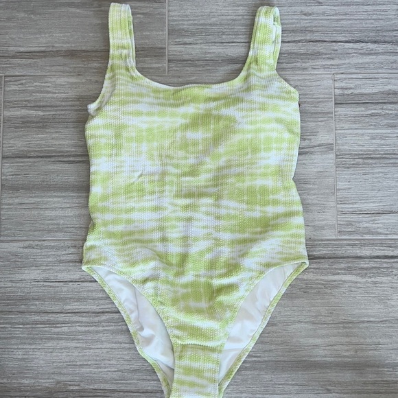 VS Pink Crinkle scoop one piece swimsuit lime tie dye size XL - Picture 3 of 8